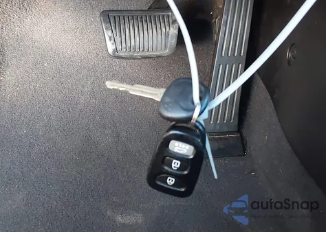 2012 Hyundai Elantra Gls from USA, damaged, VIN 5NPDH4AE0CH138897